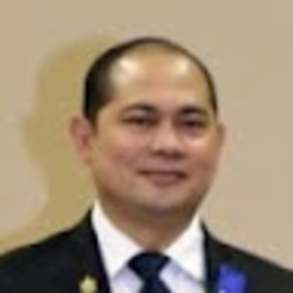 Meet your Posher, Jobet